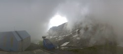 Archiv Foto Webcam Glacier 3000: Station Cabane 19:00