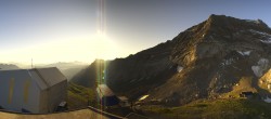 Archiv Foto Webcam Glacier 3000: Station Cabane 05:00