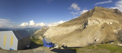 Archiv Foto Webcam Glacier 3000: Station Cabane 17:00