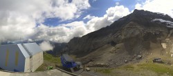 Archiv Foto Webcam Glacier 3000: Station Cabane 09:00