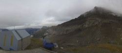 Archiv Foto Webcam Glacier 3000: Station Cabane 17:00
