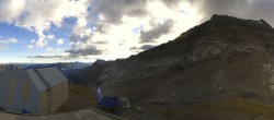 Archived image Webcam Glacier 3000: View from Cabane station 08:00