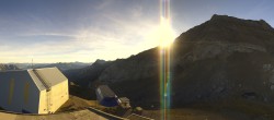 Archiv Foto Webcam Glacier 3000: Station Cabane 07:00