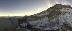 Archiv Foto Webcam Glacier 3000: Station Cabane 09:00