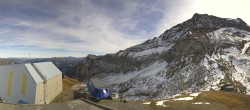 Archiv Foto Webcam Glacier 3000: Station Cabane 11:00