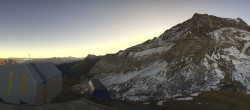 Archiv Foto Webcam Glacier 3000: Station Cabane 07:00