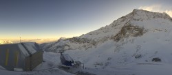 Archiv Foto Webcam Glacier 3000: Station Cabane 08:00