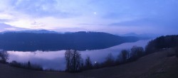 Archiv Foto Webcam Wallersee: Blick auf Neumarkt die Ostbucht 05:00