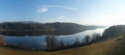 Archiv Foto Webcam Wallersee: Blick auf Neumarkt die Ostbucht 15:00