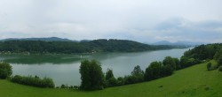 Archiv Foto Webcam Wallersee: Blick auf Neumarkt die Ostbucht 13:00