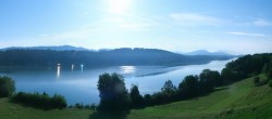 Archiv Foto Webcam Wallersee: Blick auf Neumarkt die Ostbucht 01:00