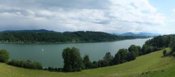 Archiv Foto Webcam Wallersee: Blick auf Neumarkt die Ostbucht 15:00