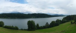 Archiv Foto Webcam Wallersee: Blick auf Neumarkt die Ostbucht 15:00