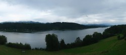 Archiv Foto Webcam Wallersee: Blick auf Neumarkt die Ostbucht 17:00