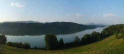 Archiv Foto Webcam Wallersee: Blick auf Neumarkt die Ostbucht 06:00