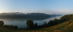 Archiv Foto Webcam Wallersee: Blick auf Neumarkt die Ostbucht 05:00