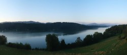 Archiv Foto Webcam Wallersee: Blick auf Neumarkt die Ostbucht 05:00