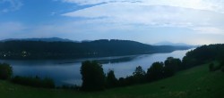 Archiv Foto Webcam Wallersee: Blick auf Neumarkt die Ostbucht 02:00