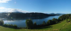 Archiv Foto Webcam Wallersee: Blick auf Neumarkt die Ostbucht 07:00