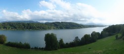 Archiv Foto Webcam Wallersee: Blick auf Neumarkt die Ostbucht 15:00