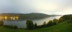 Archiv Foto Webcam Wallersee: Blick auf Neumarkt die Ostbucht 21:00