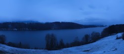 Archiv Foto Webcam Wallersee: Blick auf Neumarkt die Ostbucht 16:00