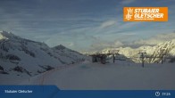 Archiv Foto Webcam Stubaier Gletscher: Aublick Bergstation Murmele 18:00