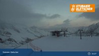 Archived image Webcam Stubai Glacier - View Top Station Murmele 00:00