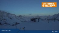 Archived image Webcam Stubai Glacier - View Top Station Murmele 21:00