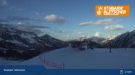 Archiv Foto Webcam Stubaier Gletscher: Aublick Bergstation Murmele 18:00