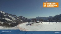 Archived image Webcam Stubai Glacier - View Top Station Murmele 08:00