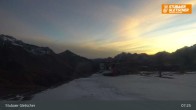 Archiv Foto Webcam Stubaier Gletscher: Aublick Bergstation Murmele 06:00