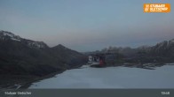 Archiv Foto Webcam Stubaier Gletscher: Aublick Bergstation Murmele 18:00