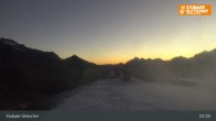 Archived image Webcam Stubai Glacier - View Top Station Murmele 06:00