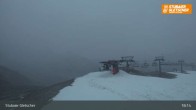 Archived image Webcam Stubai Glacier - View Top Station Murmele 00:00