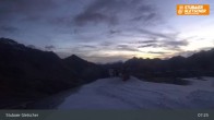Archived image Webcam Stubai Glacier - View Top Station Murmele 06:00