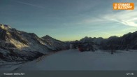 Archived image Webcam Stubai Glacier - View Top Station Murmele 06:00