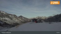 Archived image Webcam Stubai Glacier - View Top Station Murmele 14:00