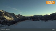 Archiv Foto Webcam Stubaier Gletscher: Aublick Bergstation Murmele 06:00