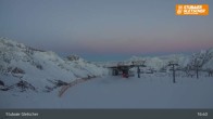 Archived image Webcam Stubai Glacier - View Top Station Murmele 02:00