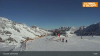 Archiv Foto Webcam Stubaier Gletscher: Aublick Bergstation Murmele 12:00
