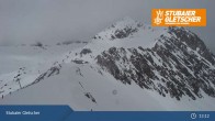Archiv Foto Webcam Stubaier Gletscher: Ausblick Fernau Bergstation 12:00