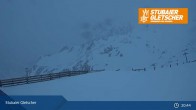 Archiv Foto Webcam Stubaier Gletscher: Ausblick Fernau Bergstation 02:00