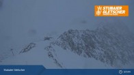 Archived image Webcam Stubai Glacier - View Fernau Station 07:00