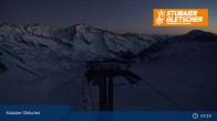 Archived image Webcam Stubai Glacier - View Fernau Station 06:00