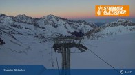 Archiv Foto Webcam Stubaier Gletscher: Ausblick Fernau Bergstation 02:00