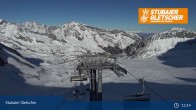 Archived image Webcam Stubai Glacier - View Fernau Station 12:00