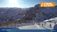 Archived image Webcam Stubai Glacier - View Fernau Station 14:00