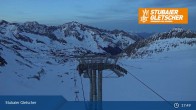 Archiv Foto Webcam Stubaier Gletscher: Ausblick Fernau Bergstation 02:00