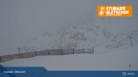 Archiv Foto Webcam Stubaier Gletscher: Ausblick Fernau Bergstation 08:00